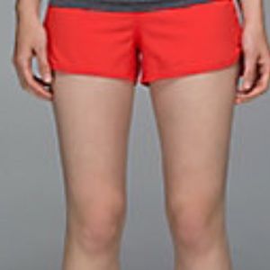 Lululemon - speed short 4-way Stretch 2.5”